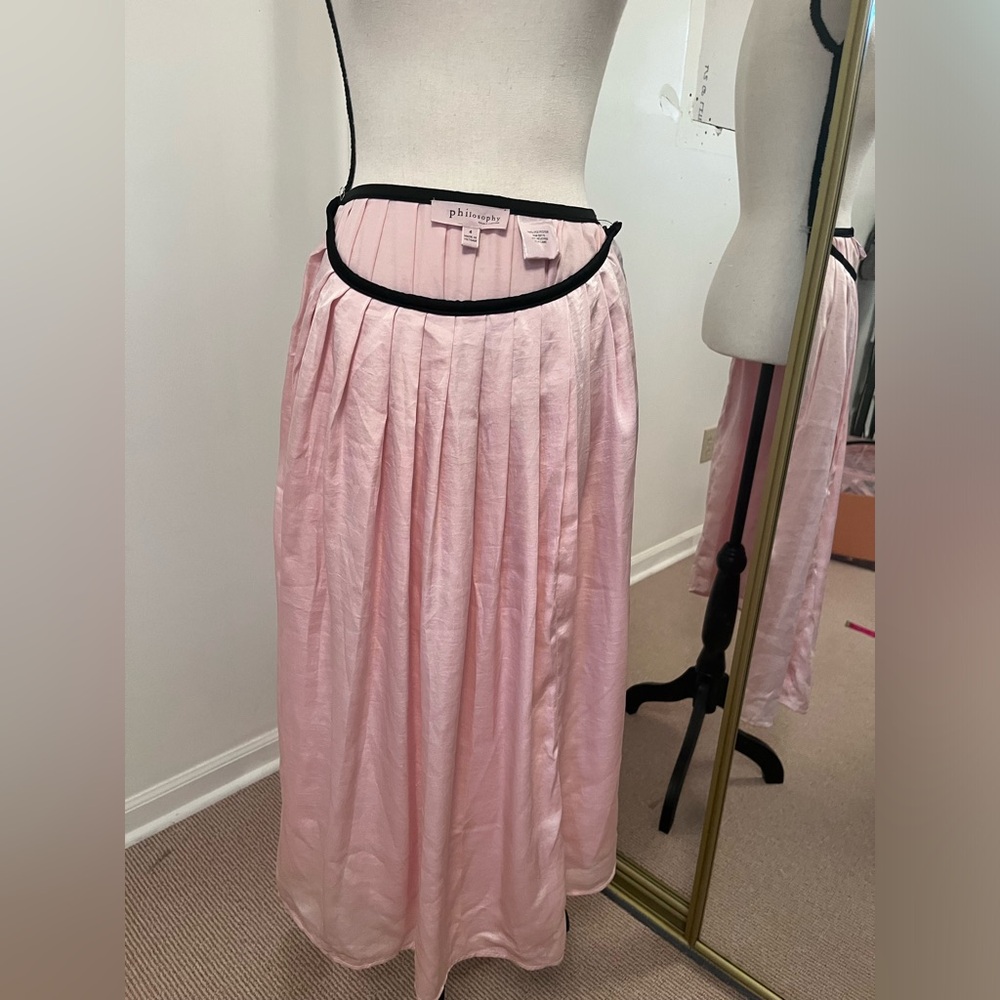 Satin skirt